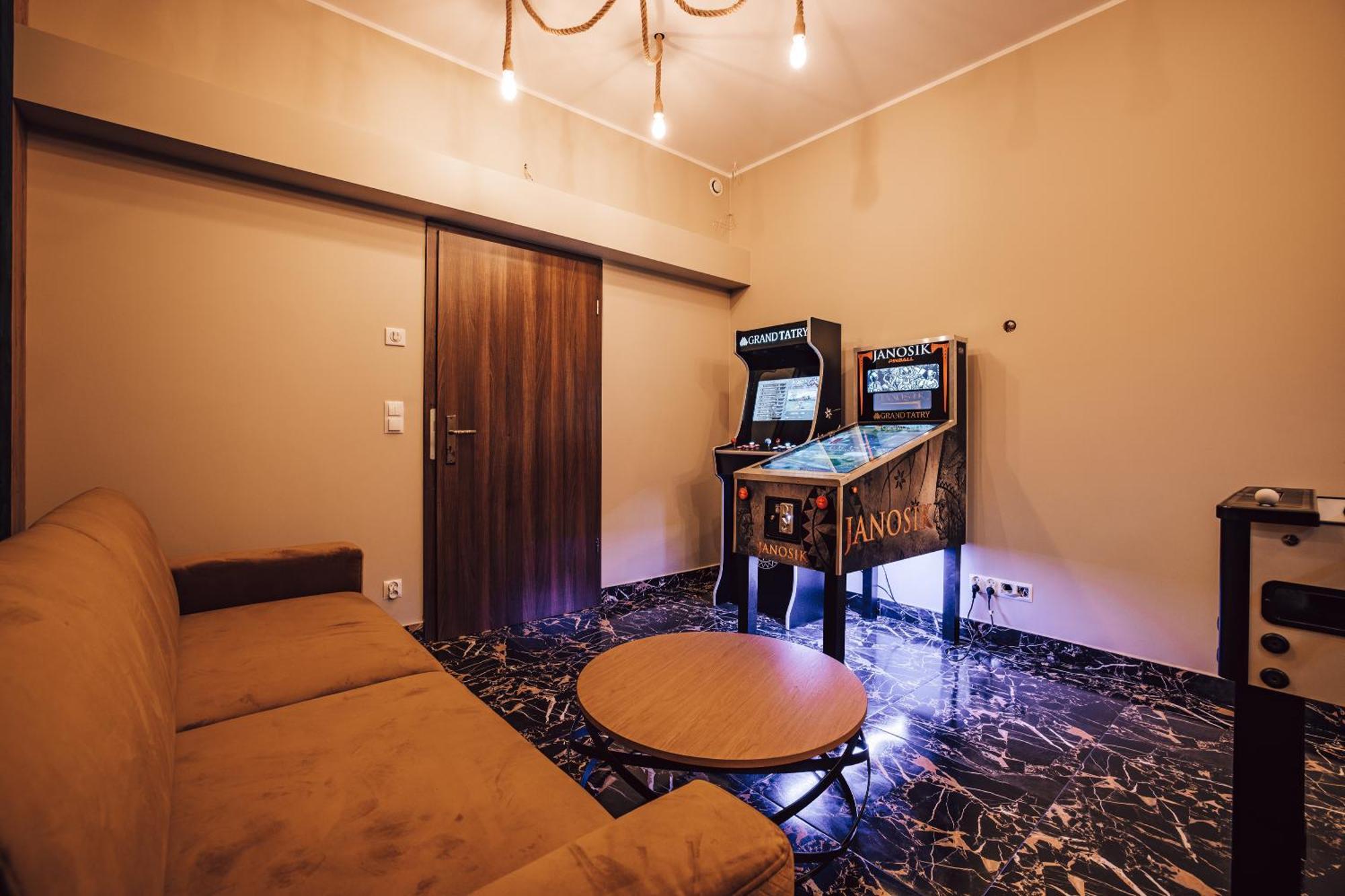 Grand Tatry - Miejsce Na Wyjatkowy Pobyt Dla Ciebie I Twojej Rodziny! - Sauna I Jacuzzi Wliczone W Cene Pobytu - 10 Minut Pieszo Od Term Bania Bialka Tatrzanska Exterior photo